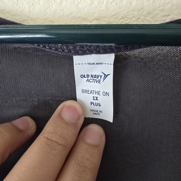 Old Navy Active Women's Plus Sz 1X Breathe On Mesh Workout Tank Gray Lightweight - Picture 2 of 7